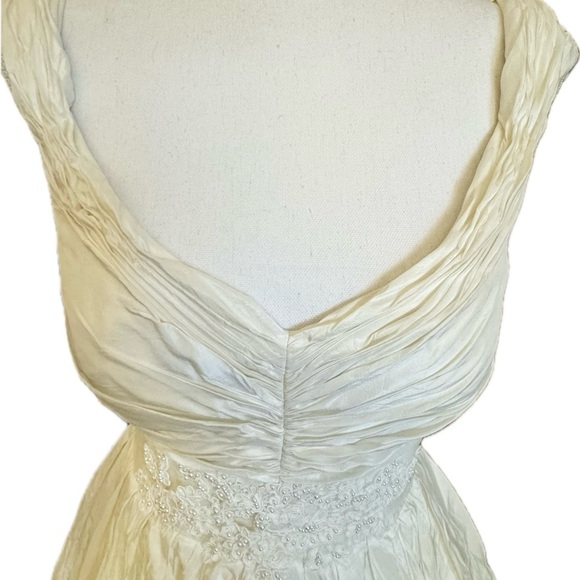 Vineyard Collection Priscilla of Boston dress - Picture 7 of 16